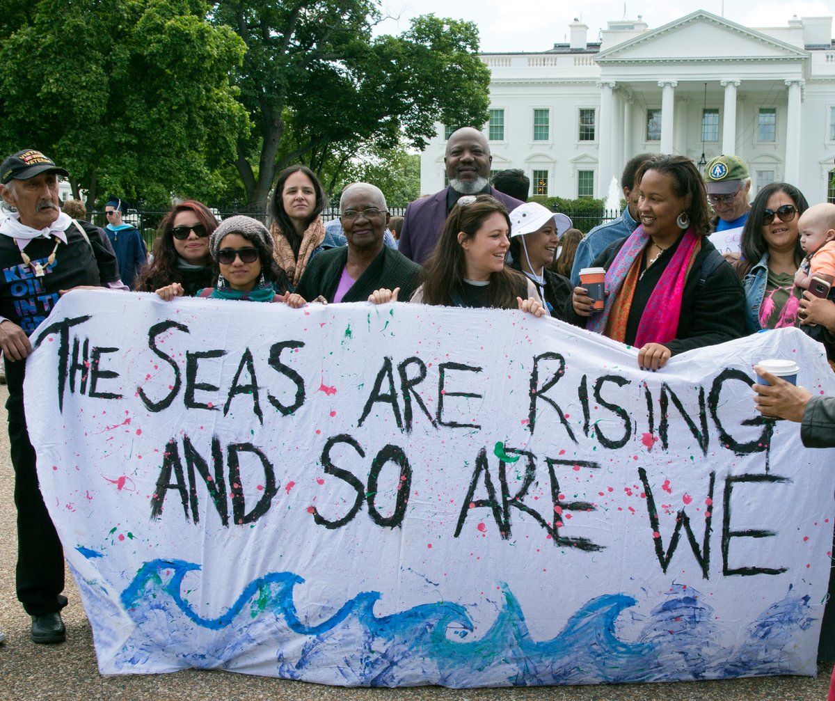 Break Free Action in Washington D.C. © Tim Aubry / Greenpeace
