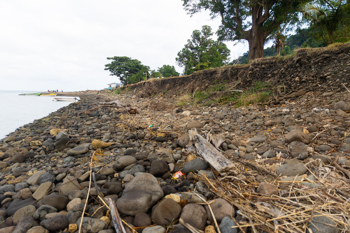 Erosion in Erromango, Vanuatu. © Greenpeace / Island Roots